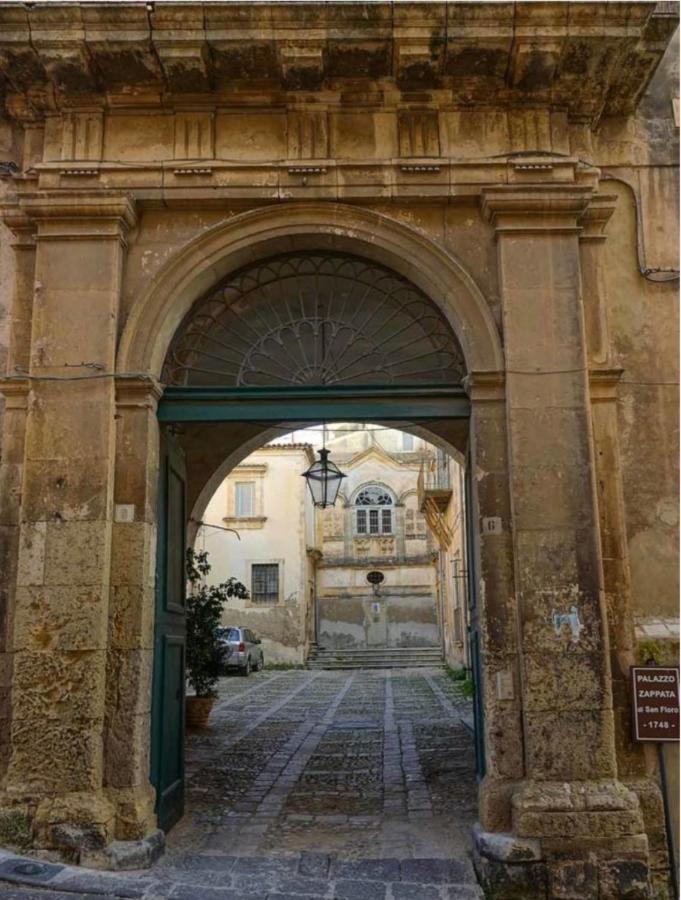 Palazzo Zappata Luxury Room Noto Centro Exterior foto