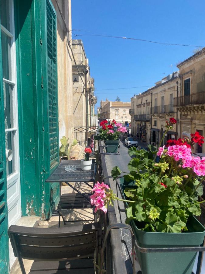 Palazzo Zappata Luxury Room Noto Centro Exterior foto